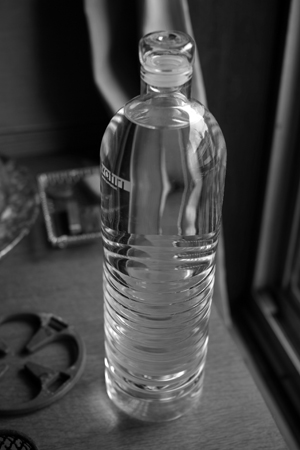 水