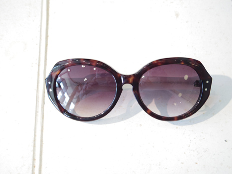 OLIVER GOLDSMITH オードリー・ヘプバーン サングラス入荷