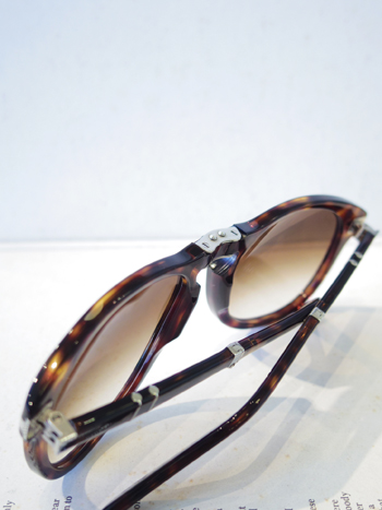 GQ3277◇Persol : 3075-S フォールディングサングラス◇ GQ3277◇Persol : 3075-S フォールディングサングラス◇ - メルカリ