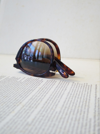 Persol ペルソール 折りたたみサングラス入荷 | 『会心の一本』
