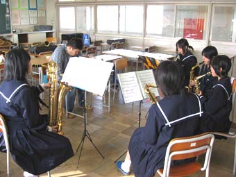 通しで演奏