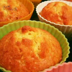 カルピスソフトのカップケーキ。