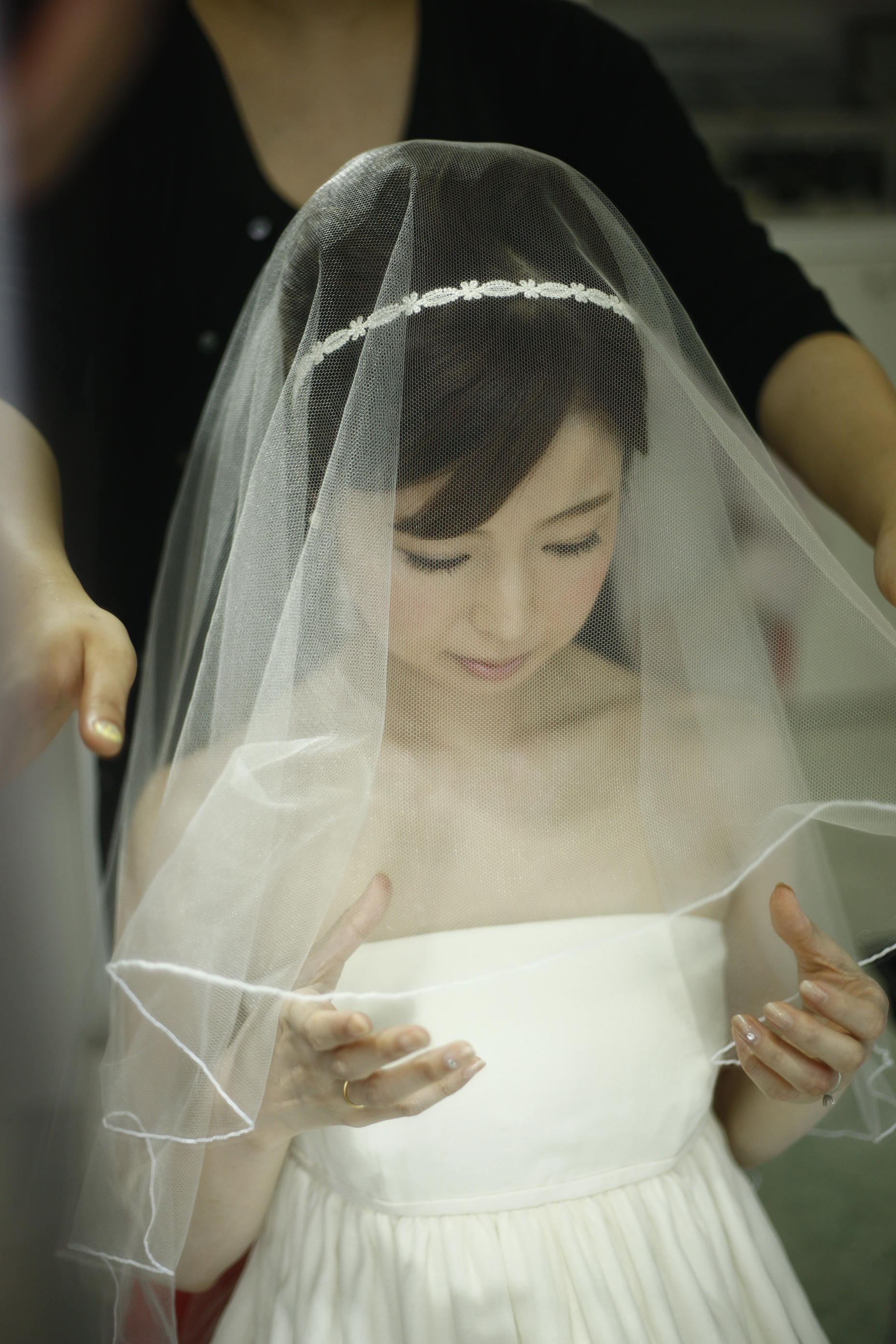 1(Weddingdress_Greys).JPG