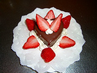 ゆうすみオリジナルバレンタインチョコケーキ♪