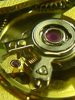 CITIZEN Cal8200 テンプ回り(金色の受類)