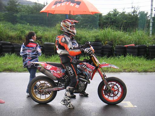 MOTO1-9