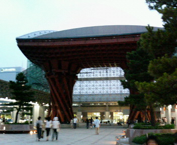 鼓門