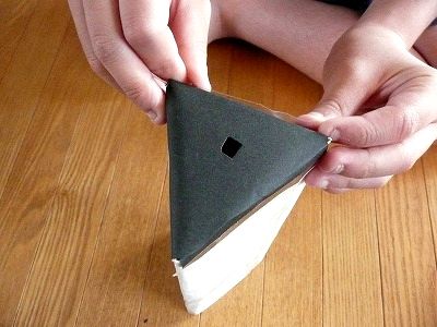 のぞき穴をつける