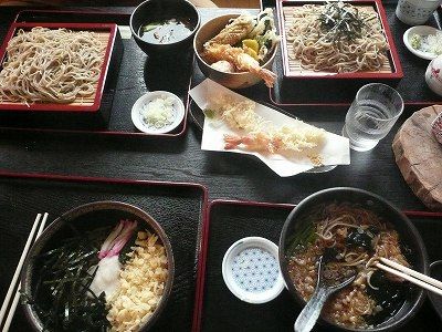 京極 一心庵のそば