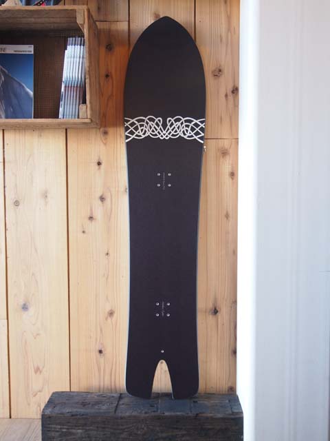 gentemsitckに対する考え方 <BR> THE SNOWSURF/ SPOONFISH GAKU model 30 boards  limited – moderate