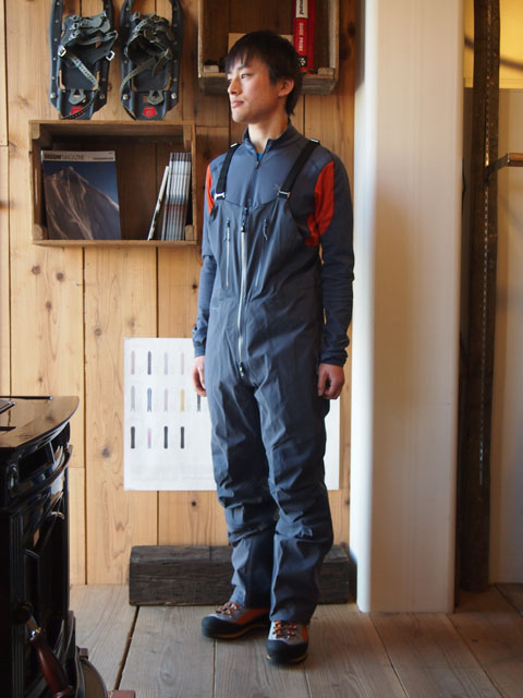 足さばきのしやすさは一級品! – ARC'TERYX Alpha SV Bib 足さばきのしやすさは一級品! – ARC'TERYX Alpha SV Bib