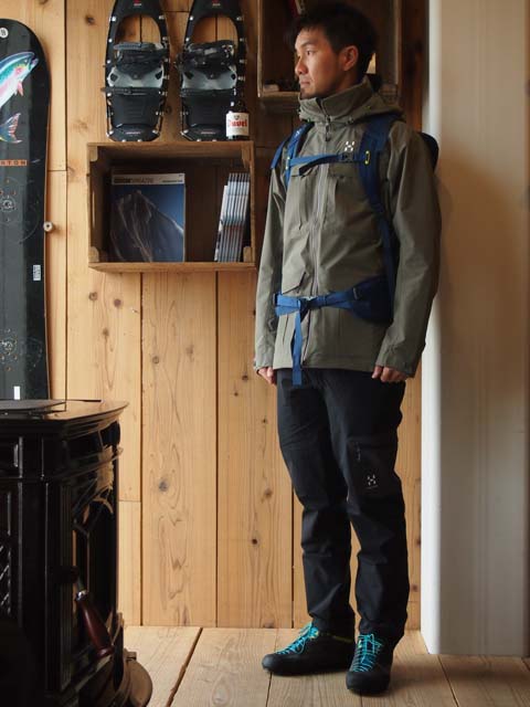 これについては、また別の機会にアップしたいと思いますが、そのL.I.M JACKETとはある意味間逆の発想で作られているのが、今回のARES JACKETではないでしょうか。