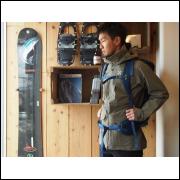 これについては、また別の機会にアップしたいと思いますが、そのL.I.M JACKETとはある意味間逆の発想で作られているのが、今回のARES JACKETではないでしょうか。