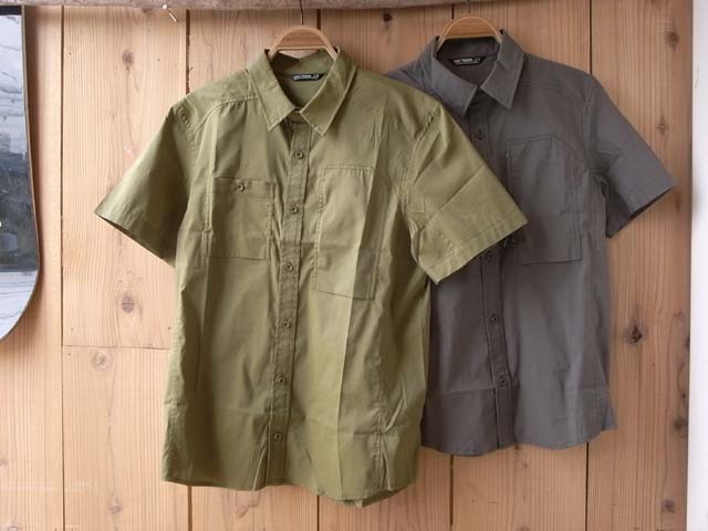 ARC'TERYX A2Bショートスリーブ系とSKYLINE SHIRT – moderate ARC'TERYX A2Bショートスリーブ系とSKYLINE SHIRT – moderate