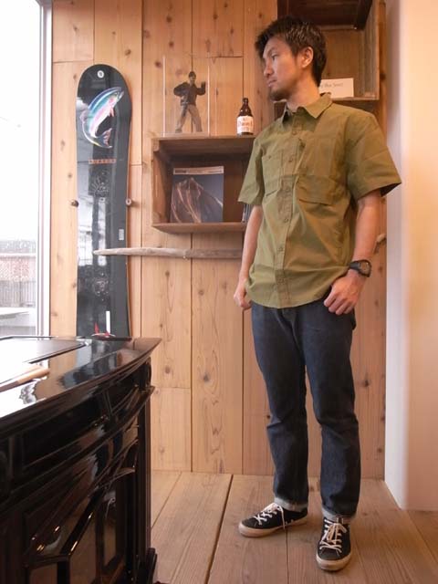 ARC'TERYX A2Bショートスリーブ系とSKYLINE SHIRT – moderate