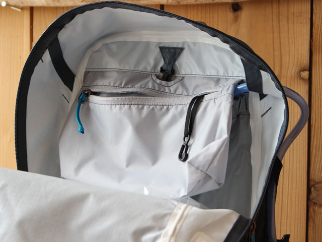 Arc'teryxアークテリクスVelaro35ベラロ35 ある意味アノBAGの弟的な存在？！ Velaro 35 Backpack – moderate