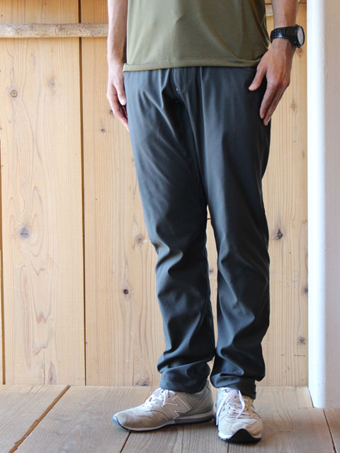 HOUDINIのAction Twill Pantsようやく入荷ですが、既に残り僅か HOUDINIのAction Twill Pantsようやく入荷ですが、既に残り僅か