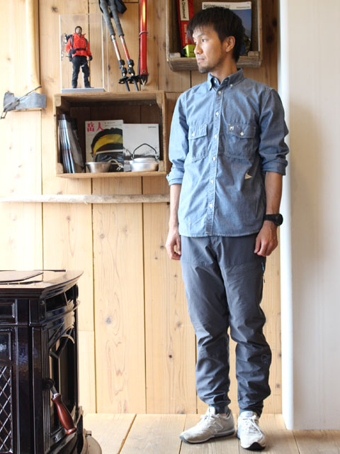 ノローナ　登山トレッキングパンツ　日本サイズＭ相当 ロングパンツの比較｜Norrøna trekking Pants (M)｜ノローナ登山