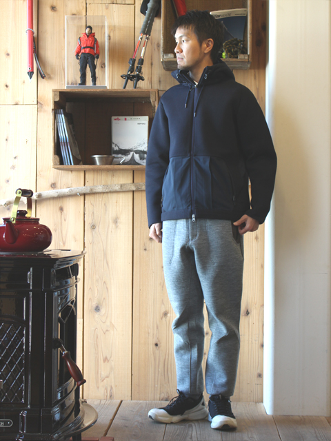 今年のBURTON THIRTEENは、メチャクチャ格好良いです。 – moderate