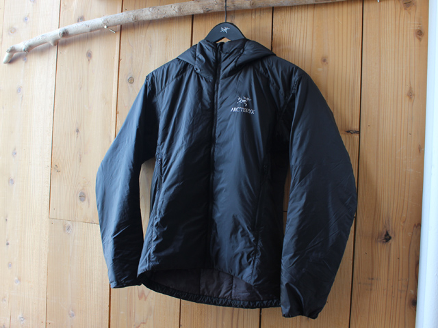 ARC'TERYXの軽量中綿ジャケット – moderate ARC'TERYXの軽量中綿ジャケット – moderate
