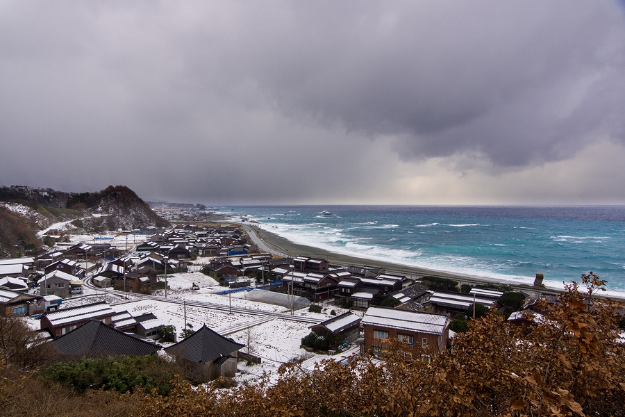 外海府海岸の冬のはじめ 佐渡の四季 A