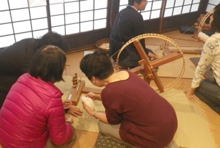 糸紡ぎ教室