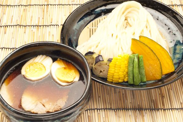 彩の国黒豚 自家製チャーシュー入り 魚介系つけ麺