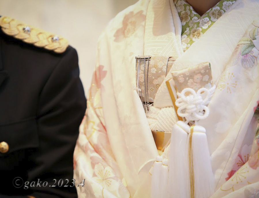 母が作る娘たちへの『婚礼筥迫＆懐剣』〜gakoさんの作品〜 | 筥迫は