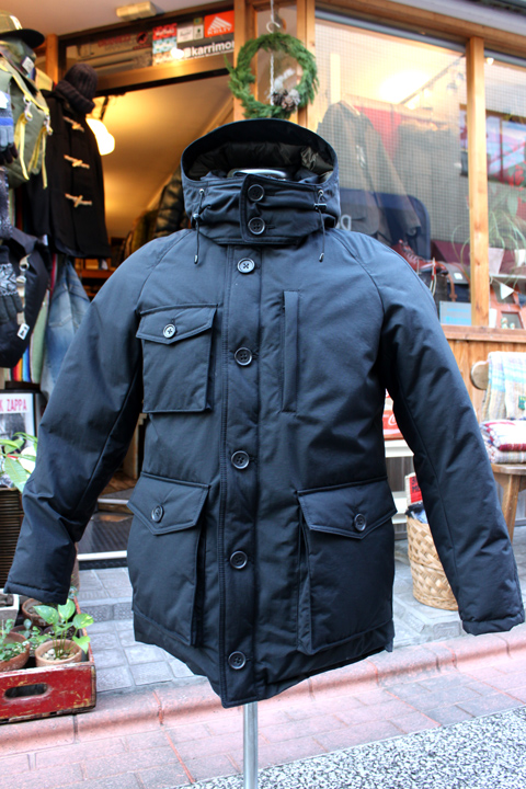 ARC’TERYXアークテリクスのソラノジャケットを北海道の冬の街 - Yahoo!知恵袋