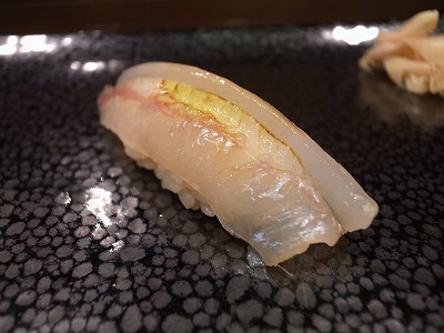 R1098161.jpg