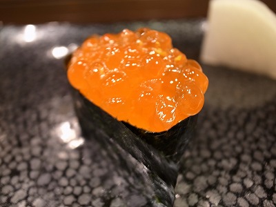 R1098176.jpg