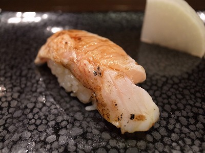 R1098180.jpg
