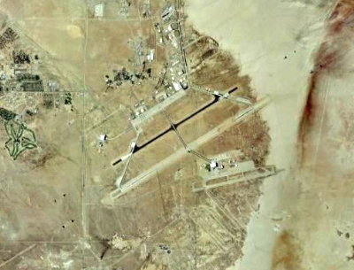 まわりに何もない「エドワーズ空軍基地」