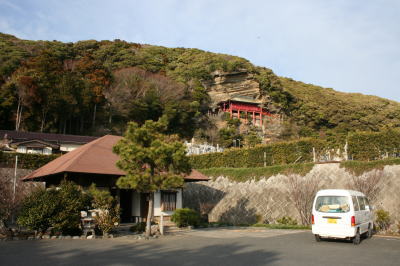 崖観音舟形山大福寺画像