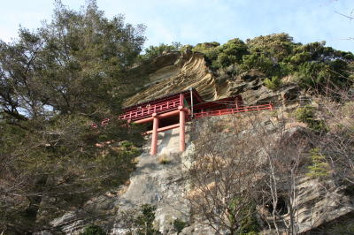 崖観音舟形山大福寺画像