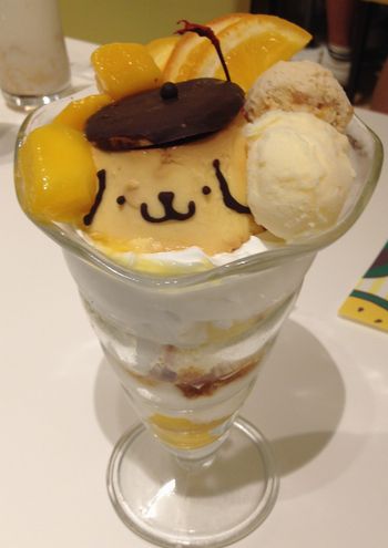 ポムポムプリンのマンゴーパフェ