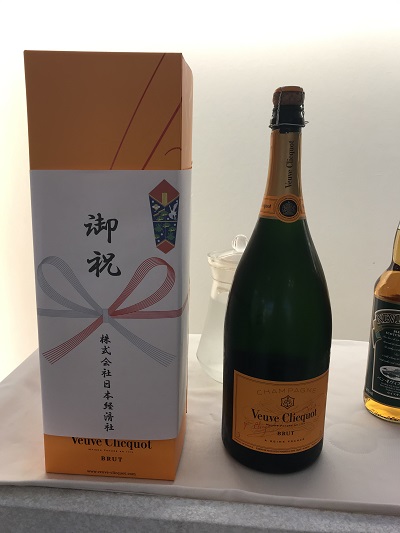 日経社