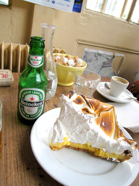 マレ地区 カフェ ルロワ Le Loir パリ スイーツ