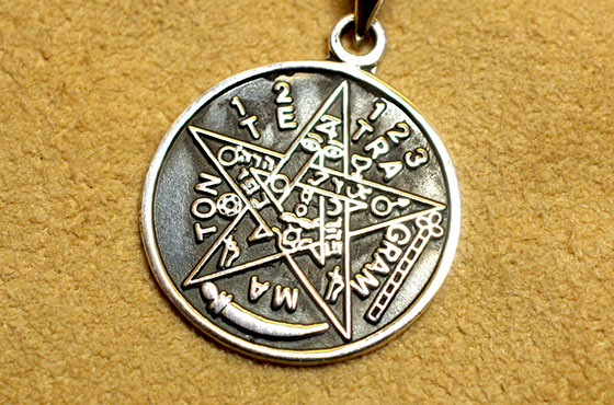 アクセサリー ペンダント チャーム シルバー925 メキシコ メキシカンジュエリー メキシカンシルバー お守り 魔除け テトラグラマトン