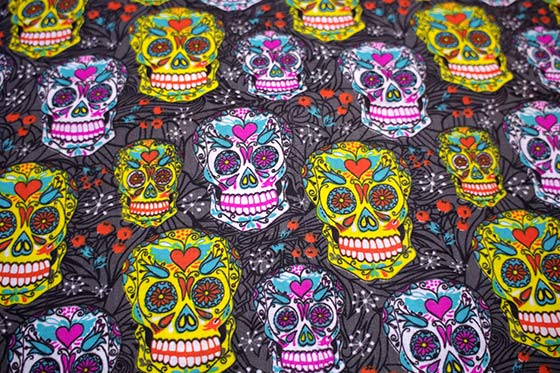メキシコ メキシカンスカル ガイコツ カラベラ スカル 柄 生地 ファブリック キルト 布 ハギレ 手作り 素材 マテリアル ハンドメイド レジャーシート デコレーション パーティ飾り パーティグッズ