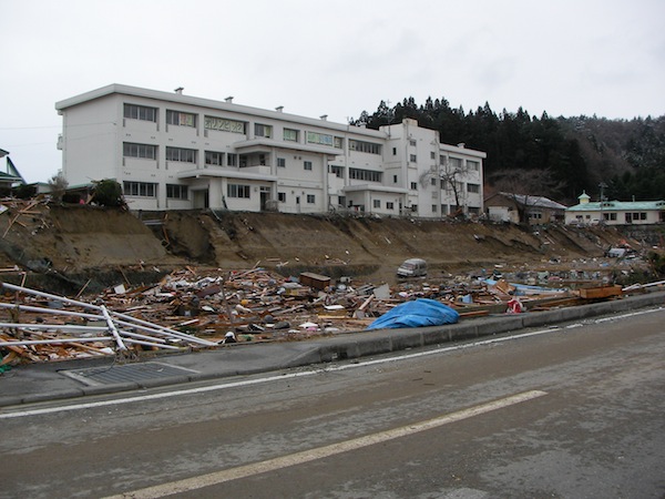 hirota081302