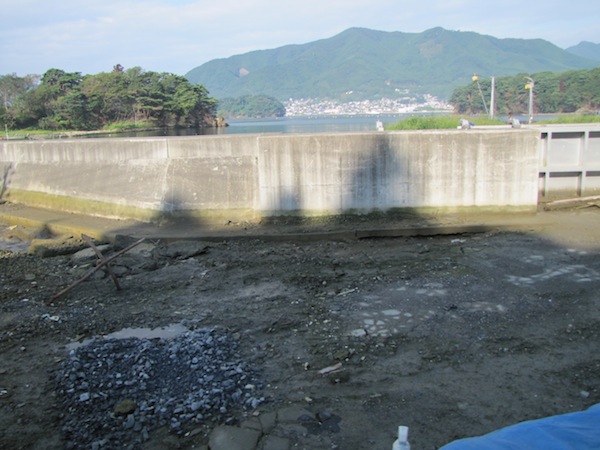 takonoura092402