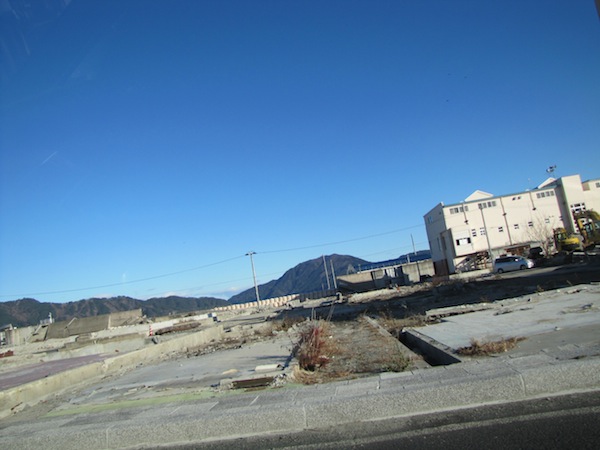 yamada010637