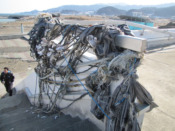 tama030657