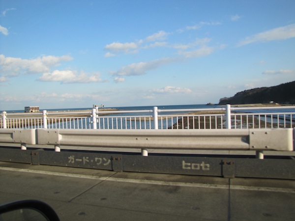 kesennuma041003