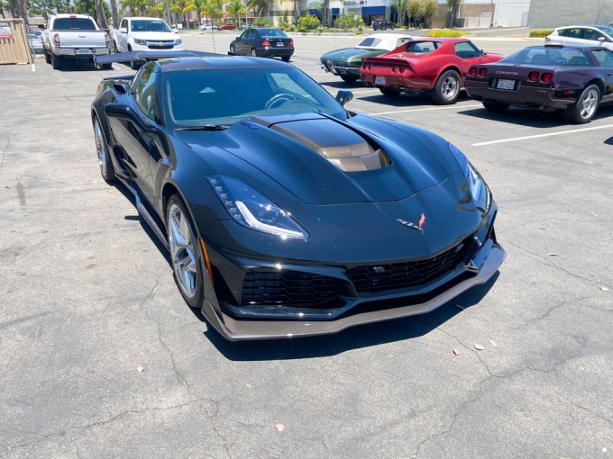 2019 Black ZR1-2484.JPG