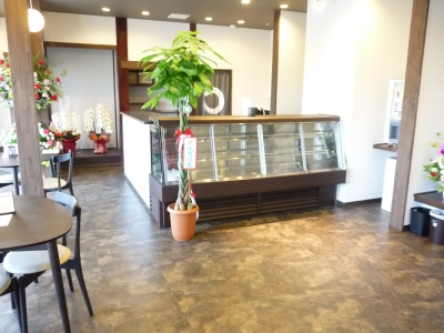 店舗内観1