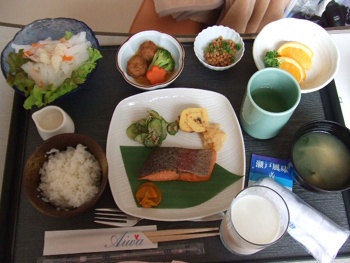 朝食