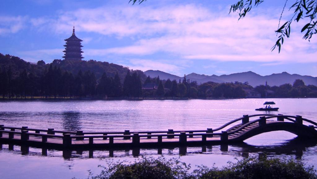 西湖十景 写真集杭州の西湖周辺にある名所10選 杭州の西湖十景 | 建築とランドスケープ：人と自然の調和を求めて