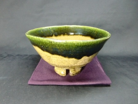手びねり黄瀬戸茶碗